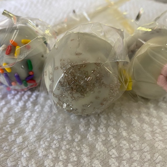 Meet your Posher, Melissa - Picture 3 of 6